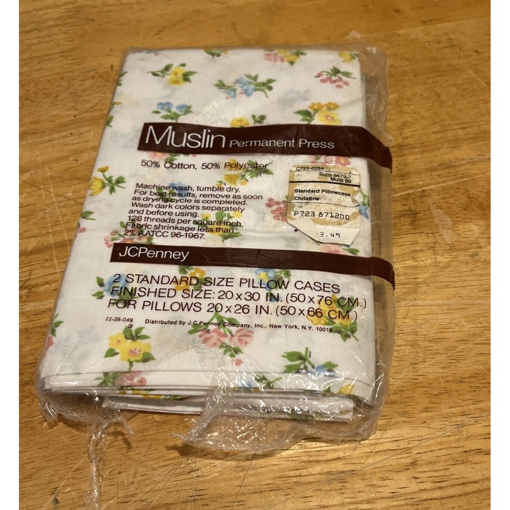 Vtg JCPenney Muslin Spring Floral Two Standard Pillowcases New NOS